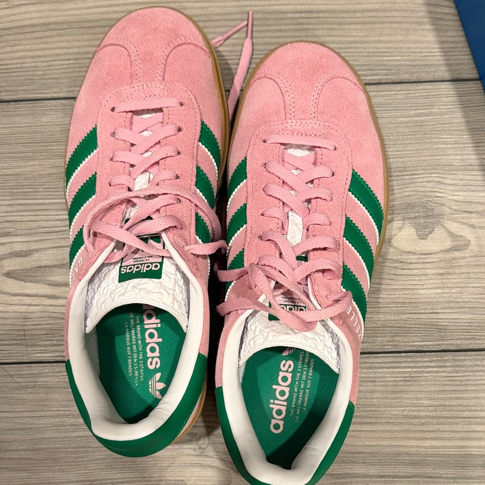 Adidas Suede Pink and Green Sneakers - Picture 4 of 5